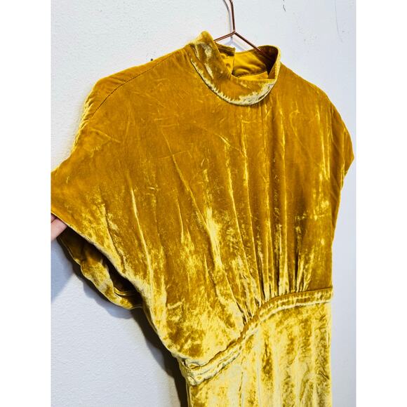 SALONI Gold Velvet High Neck Cinched Waist Cap Sleeves Fabienne Gown size US 8 - Picture 15 of 16
